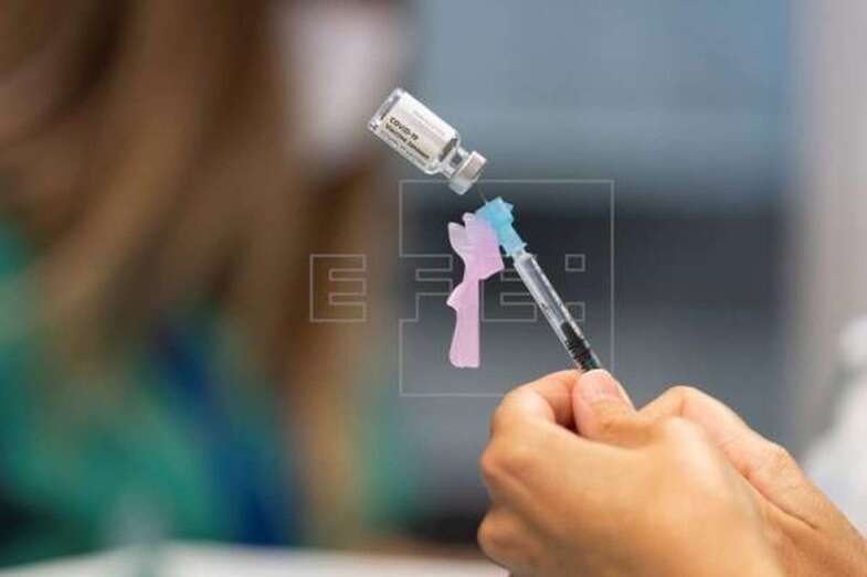 Imagen de archivo del proceso de vacunación / EFE Miguel Barreto